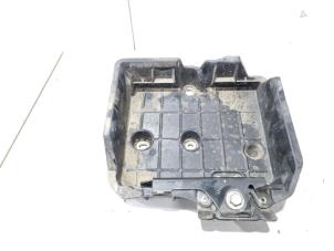 Gebrauchte Batterieträger Toyota C-HR (X1,X5) 1.8 16V Hybrid Preis € 14,00 Margenregelung angeboten von GEJO Revisie & Onderdelen BV