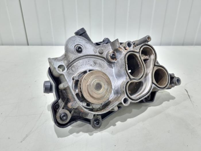 Begagnade Vattenpump Seat Ibiza IV SC (6J1) 1.2 TSI 16V Pris € 20,00 Marginaltabell erbjuds av GEJO Revisie & Onderdelen BV