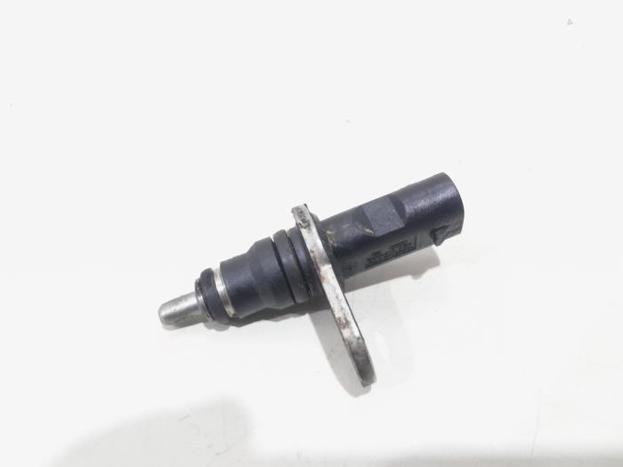 Engine temperature sensor from a Audi A6 Avant (C7) 3.0 TDI V6 24V biturbo Quattro 2017