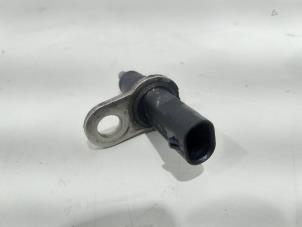Engine temperature sensor from a Audi A6 Avant (C7) 3.0 TDI V6 24V biturbo Quattro 2017
