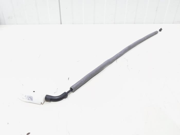 Używane Kabel (rózne) BMW X1 (E84) sDrive 18d 2.0 16V Cena € 12,49 Procedura marży oferowane przez GEJO Revisie & Onderdelen BV