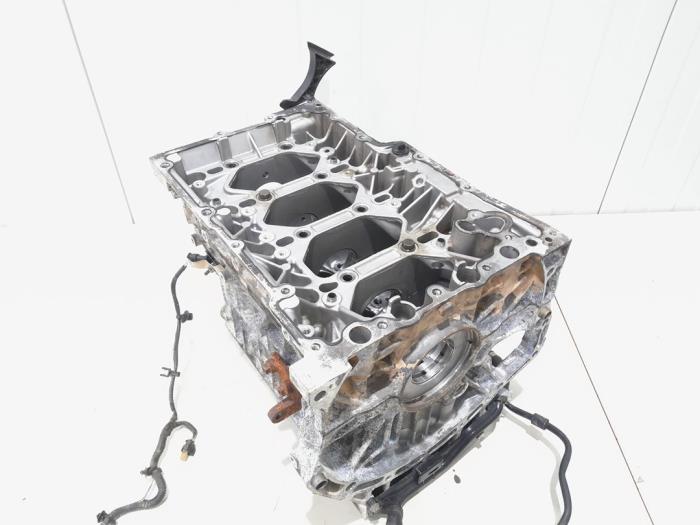 Used Engine crankcase Volvo V90 II (PW) 2.0 B4 16V Mild Hybrid Price € 1.000,00 Margin scheme offered by GEJO Revisie & Onderdelen BV