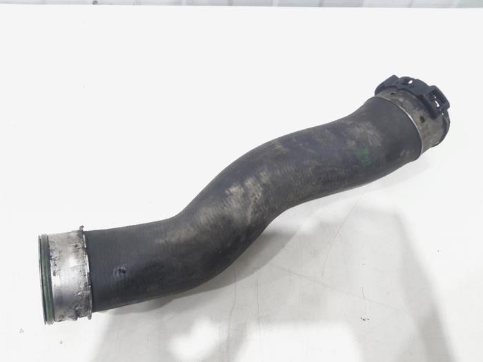 Gebrauchte Intercooler Schlauch BMW X1 (E84) sDrive 18d 2.0 16V Preis € 27,95 Margenregelung angeboten von GEJO Revisie & Onderdelen BV
