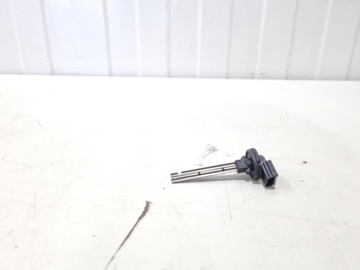 Begagnade Innetemperatursensor BMW X1 (E84) sDrive 18d 2.0 16V Pris € 5,00 Marginaltabell erbjuds av GEJO Revisie & Onderdelen BV