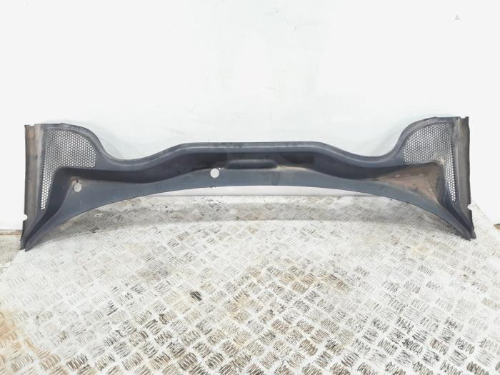 Używane Parawan Audi A1 Sportback (8XA/8XF) 1.6 TDI 16V Cena € 23,49 Procedura marży oferowane przez GEJO Revisie & Onderdelen BV