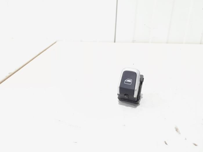 Usados Interruptor de ventanilla eléctrica Audi SQ5 (8RB) 3.0 TDI V6 24V Precio € 7,00 Norma de margen ofrecido por GEJO Revisie & Onderdelen BV