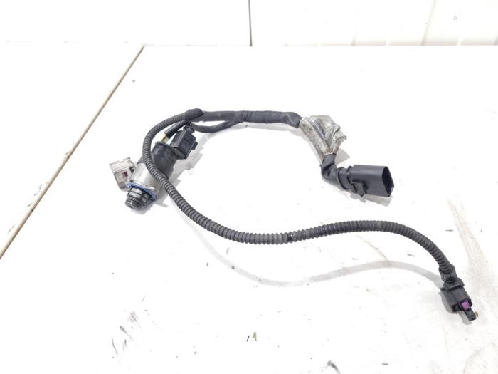 Begagnade Bränsletrycksregulator Audi SQ5 (8RB) 3.0 TDI V6 24V Pris € 15,00 Marginaltabell erbjuds av GEJO Revisie & Onderdelen BV