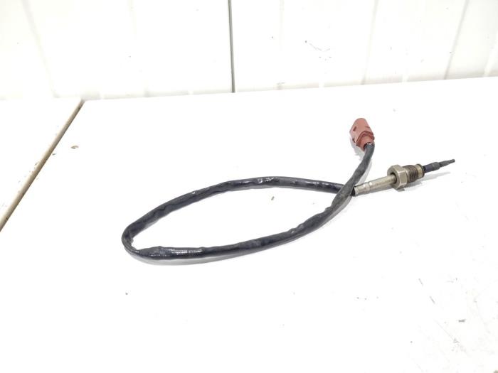 Usagé Sensor température d’échappement Audi A4 Avant (B9) 2.0 TDI Ultra 16V Prix € 24,00 Règlement à la marge proposé par GEJO Revisie & Onderdelen BV