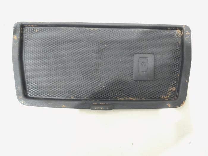 Tapis de boîte à gants