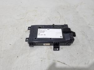 Begagnade Trådlös laddare Mercedes GLC (X253) 2.0 C-220d 16V 4-Matic Pris € 100,00 Marginaltabell erbjuds av GEJO Revisie & Onderdelen BV