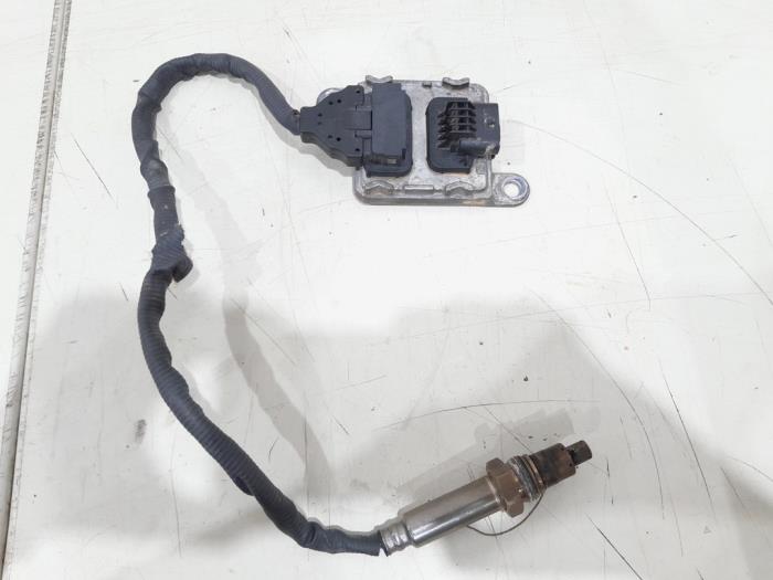 Lambda probe from a Mercedes-Benz GLC (X253) 2.0 C-220d 16V 4-Matic 2020