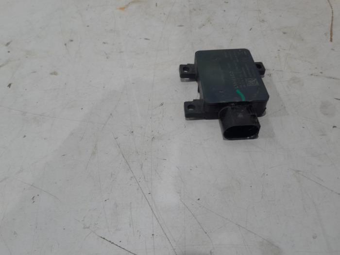Begagnade Radarsensor Lynk &amp; Co 01 1.5 Pris € 208,99 Marginaltabell erbjuds av GEJO Revisie & Onderdelen BV