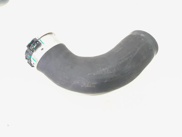 Gebrauchte Intercooler Schlauch Lynk &amp; Co 01 1.5 Preis € 34,00 Margenregelung angeboten von GEJO Revisie & Onderdelen BV