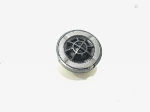 Begagnade Högtalare Lynk &amp; Co 01 1.5 Pris € 19,99 Marginaltabell erbjuds av GEJO Revisie & Onderdelen BV