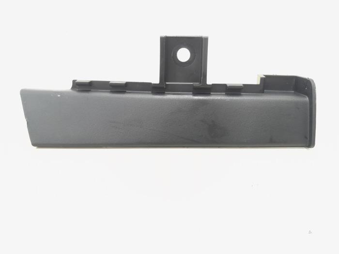 Begagnade Dekorstripe Lynk &amp; Co 01 1.5 Pris € 19,00 Marginaltabell erbjuds av GEJO Revisie & Onderdelen BV