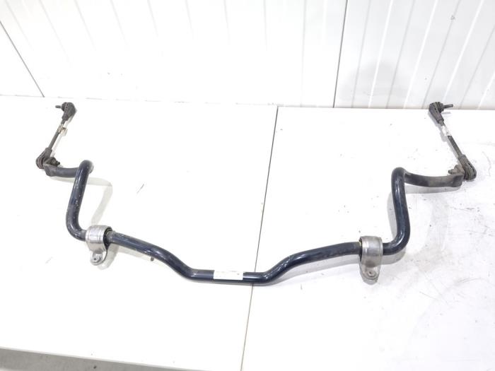 Używane Stabilizator przód Lynk &amp; Co 01 1.5 Cena € 100,00 Procedura marży oferowane przez GEJO Revisie & Onderdelen BV