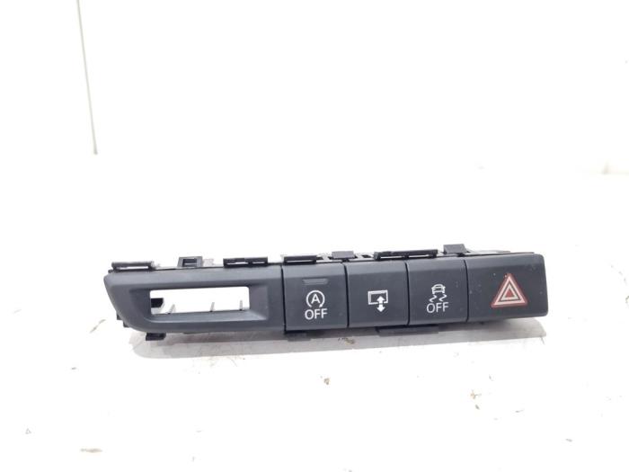 Usados Interruptor Audi A8 (D4) 3.0 V6 24V TFSI Quattro Precio € 16,50 Norma de margen ofrecido por GEJO Revisie & Onderdelen BV