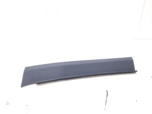 Usagé Protection montant A droit Audi A8 (D4) 3.0 V6 24V TFSI Quattro Prix € 5,00 Règlement à la marge proposé par GEJO Revisie & Onderdelen BV