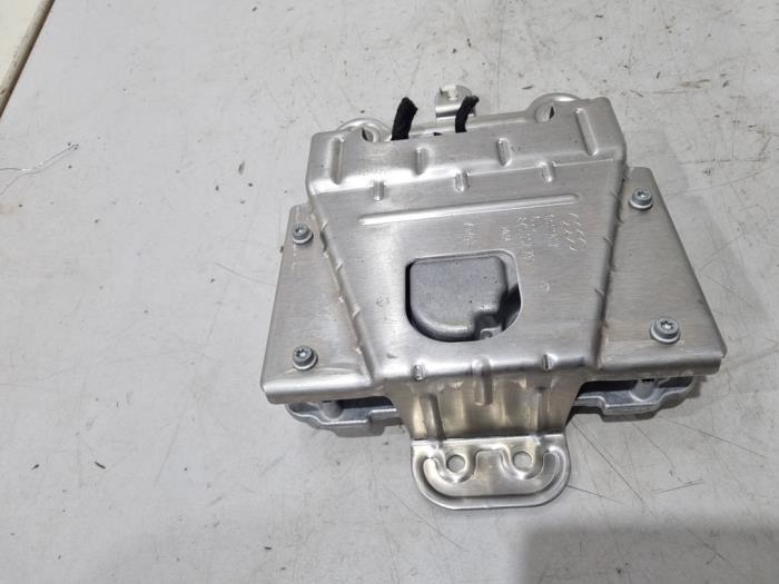 Power steering computer from a Audi A8 (D4) 3.0 V6 24V TFSI Quattro 2016