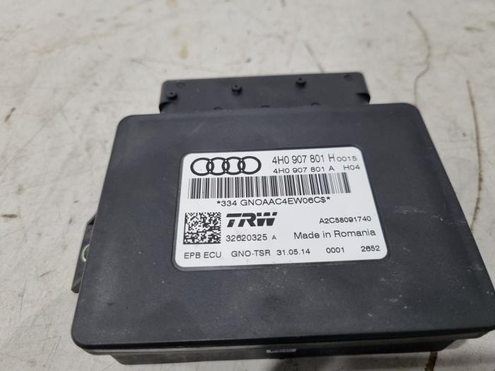 Module frein à main d'un Audi A8 (D4) 3.0 V6 24V TFSI Quattro 2016