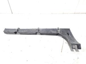 Usagé Support pare-chocs arrière gauche Audi A8 (D4) 3.0 V6 24V TFSI Quattro Prix € 2,00 Règlement à la marge proposé par GEJO Revisie & Onderdelen BV