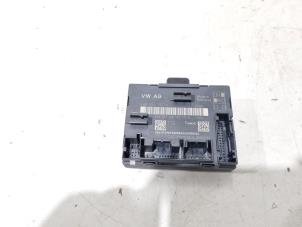 Usagé Module verrouillage central des portes Audi A8 (D4) 3.0 V6 24V TFSI Quattro Prix € 24,00 Règlement à la marge proposé par GEJO Revisie & Onderdelen BV
