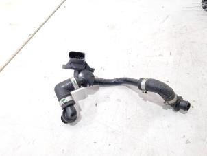 Usagé Tuyau (divers) Audi A8 (D4) 3.0 V6 24V TFSI Quattro Prix € 49,95 Règlement à la marge proposé par GEJO Revisie & Onderdelen BV