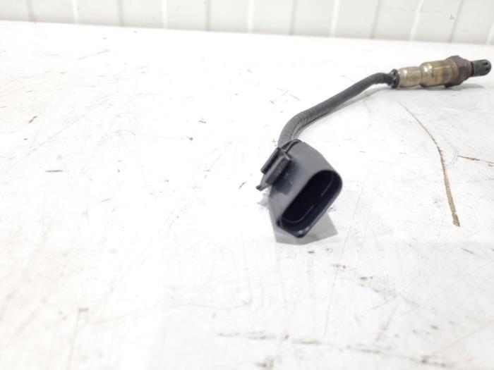 Lambda probe from a Audi A8 (D4) 3.0 V6 24V TFSI Quattro 2016