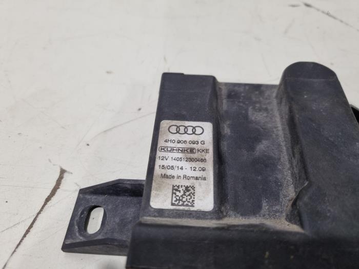 Module pompe carburant d'un Audi A8 (D4) 3.0 V6 24V TFSI Quattro 2016