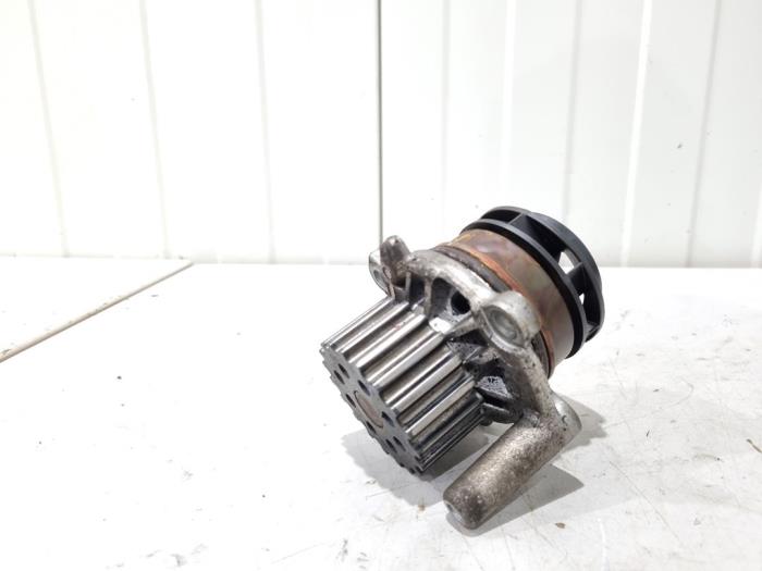 Begagnade Vattenpump Audi A1 Sportback (8XA/8XF) 1.6 TDI 16V Pris € 26,00 Marginaltabell erbjuds av GEJO Revisie & Onderdelen BV