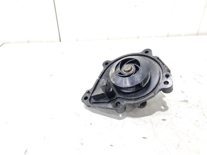 Gebrauchte Wasserpumpe Peugeot RCZ (4J) 1.6 16V THP Preis € 14,00 Margenregelung angeboten von GEJO Revisie & Onderdelen BV
