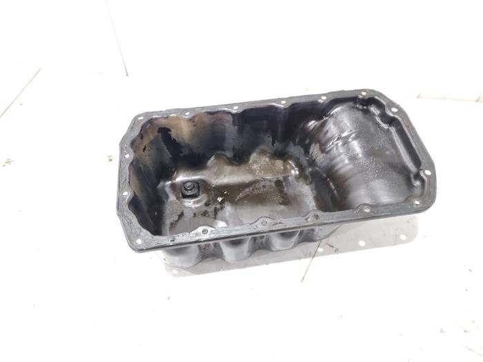 Gebrauchte Ölwanne Peugeot RCZ (4J) 1.6 16V THP Preis € 10,00 Margenregelung angeboten von GEJO Revisie & Onderdelen BV
