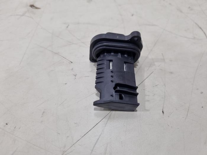Gebrauchte Luftmassenmesser BMW 1 serie (F21) 118i 1.5 TwinPower 12V Preis € 14,00 Margenregelung angeboten von GEJO Revisie & Onderdelen BV