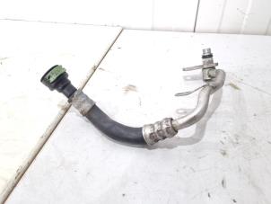 Usagé Conduit de pression d'huile Audi A8 (D4) 3.0 V6 24V TFSI Quattro Prix € 45,00 Règlement à la marge proposé par GEJO Revisie & Onderdelen BV