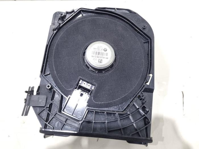 Używane Glosnik BMW 1 serie (F21) 118i 1.5 TwinPower 12V Cena € 12,99 Procedura marży oferowane przez GEJO Revisie & Onderdelen BV