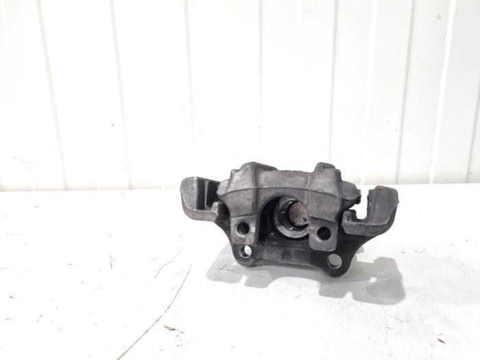 Gebrauchte Bremszange rechts hinten BMW 1 serie (F21) 118i 1.5 TwinPower 12V Preis € 17,00 Margenregelung angeboten von GEJO Revisie & Onderdelen BV