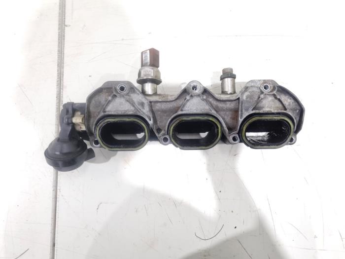 Używane Kolektor dolotowy Audi S4 Avant (B8) S4 3.0 TFSI V6 24V Cena € 73,00 Procedura marży oferowane przez GEJO Revisie & Onderdelen BV