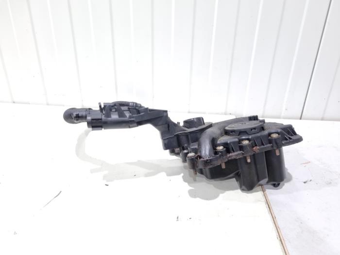 Begagnade PCV-ventil Audi S4 Avant (B8) S4 3.0 TFSI V6 24V Pris € 24,00 Marginaltabell erbjuds av GEJO Revisie & Onderdelen BV