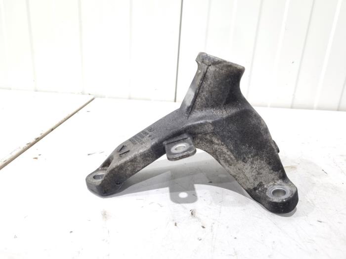 Used Engine mount Audi S4 Avant (B8) S4 3.0 TFSI V6 24V Price € 18,00 Margin scheme offered by GEJO Revisie & Onderdelen BV
