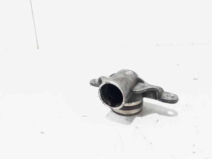 Usagé Ventilation carter Mercedes ML II (164/4JG) 3.0 ML-320 CDI 4-Matic V6 24V Prix € 12,50 Règlement à la marge proposé par GEJO Revisie & Onderdelen BV