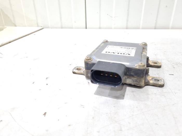 Automatic gearbox computer from a Volvo S90 II 2.0 T8 Twin Engine 16V AWD 2020