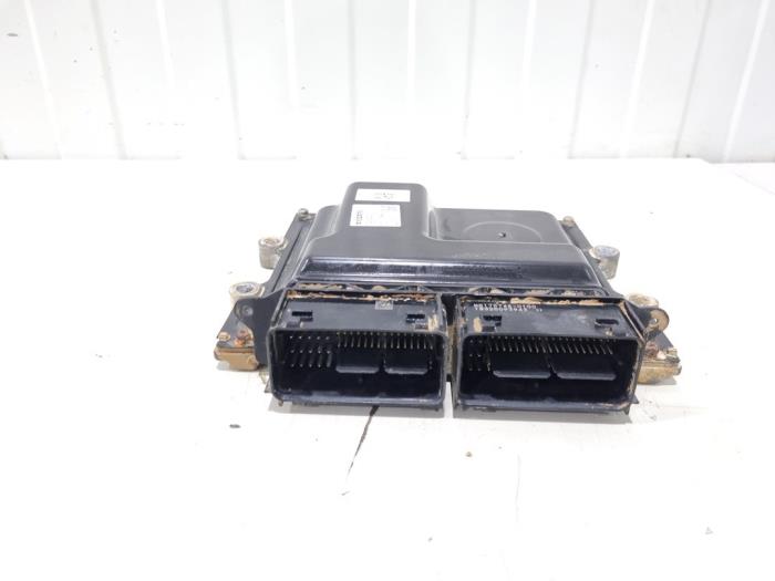 Used Engine management computer Volvo S90 II 2.0 T8 Twin Engine 16V AWD Price € 220,00 Margin scheme offered by GEJO Revisie & Onderdelen BV