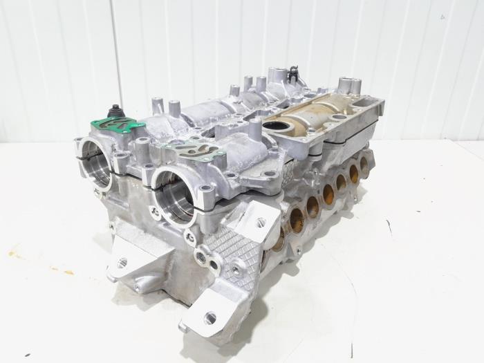 Usagé Culasse Volvo XC60 II (UZ) 2.0 T6 16V Recharge, Twin Engine AWD Prix € 550,00 Règlement à la marge proposé par GEJO Revisie & Onderdelen BV