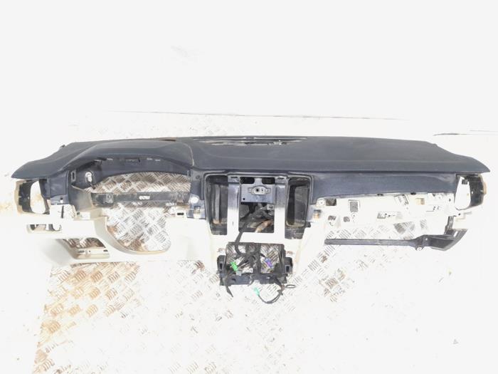 Używane Panel Volvo S90 II 2.0 T8 Twin Engine 16V AWD Cena € 400,00 Procedura marży oferowane przez GEJO Revisie & Onderdelen BV