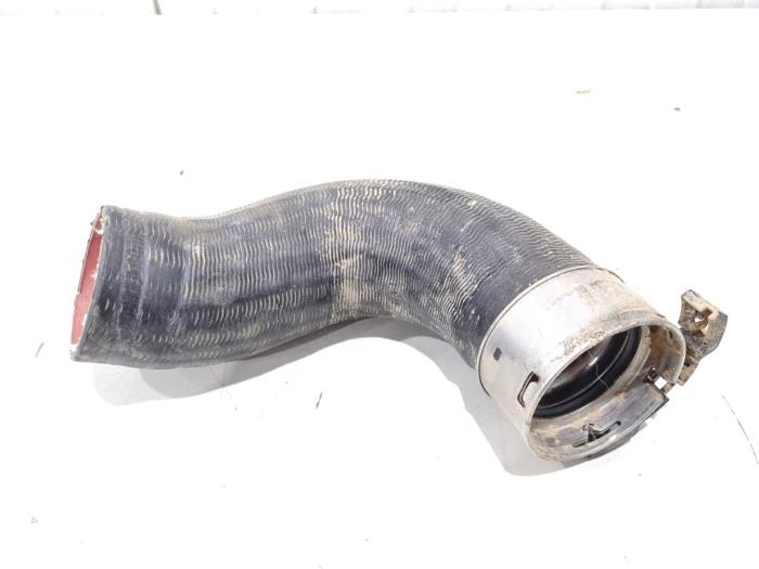 Gebrauchte Intercooler Schlauch Volvo S90 II 2.0 T8 Twin Engine 16V AWD Preis € 39,99 Margenregelung angeboten von GEJO Revisie & Onderdelen BV