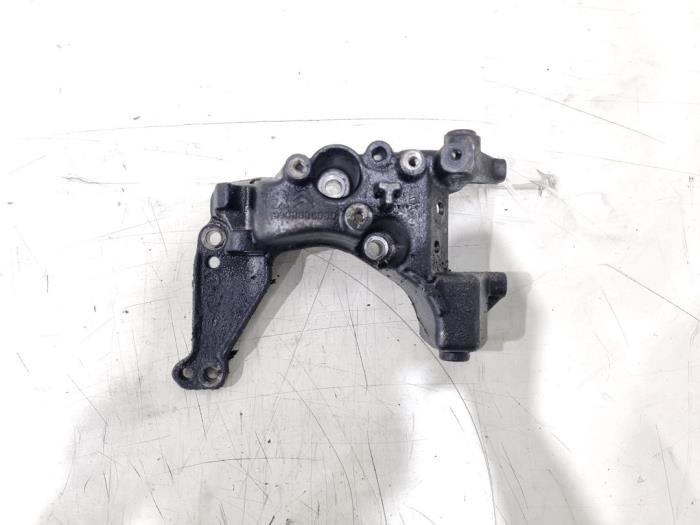 Used Engine mount Peugeot Partner (EA//EF/EN/EU) 1.5 BlueHDi 100 Price € 36,00 Margin scheme offered by GEJO Revisie & Onderdelen BV