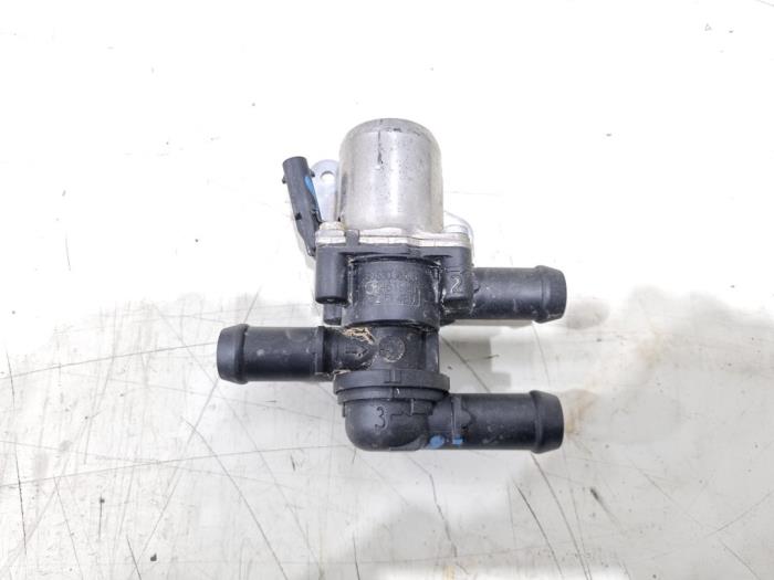 Begagnade Extra vattenpump Volvo S90 II 2.0 T8 Twin Engine 16V AWD Pris € 18,00 Marginaltabell erbjuds av GEJO Revisie & Onderdelen BV