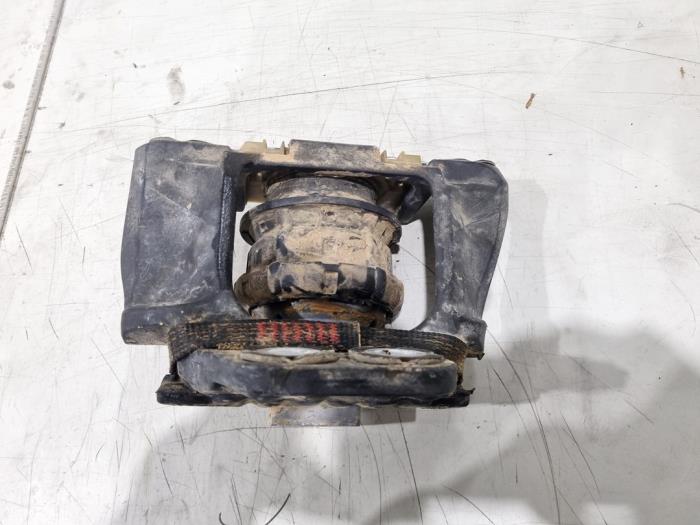 Used Engine mount Volvo S90 II 2.0 T8 Twin Engine 16V AWD Price € 41,00 Margin scheme offered by GEJO Revisie & Onderdelen BV