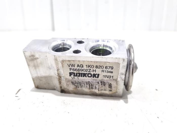 Gebrauchte Ausgleichventil Airco Volkswagen Golf VI (5K1) 1.4 TSI 122 16V Preis € 9,00 Margenregelung angeboten von GEJO Revisie & Onderdelen BV