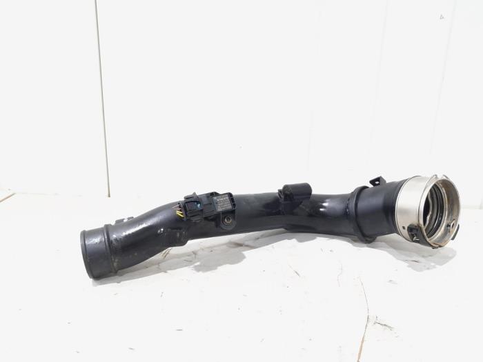 Gebrauchte Intercooler Rohr Volvo XC60 II (UZ) 2.0 T6 16V Recharge, Twin Engine AWD Preis € 125,00 Margenregelung angeboten von GEJO Revisie & Onderdelen BV